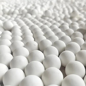 inert ceramic ball for large-diameter column packing